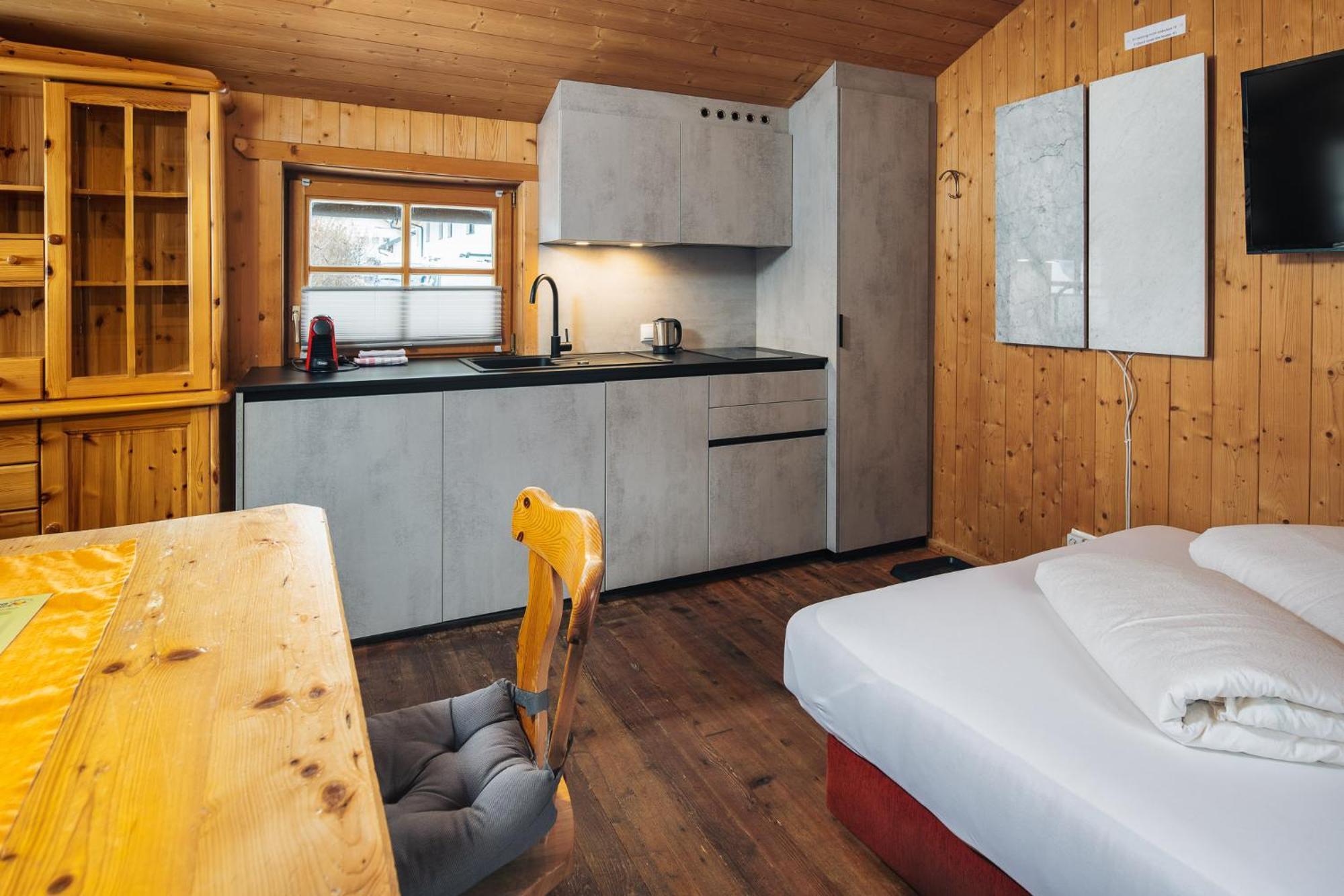 Camping Dreilaendereck Blockhuetten & Apartments Ried im Oberinntal Kültér fotó